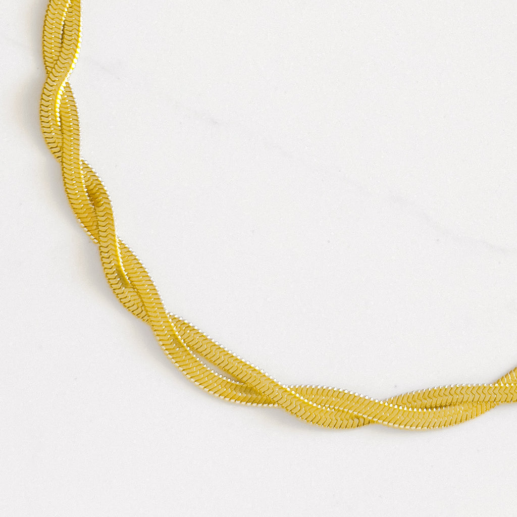 18k gold plated double layer twisted chain necklace.