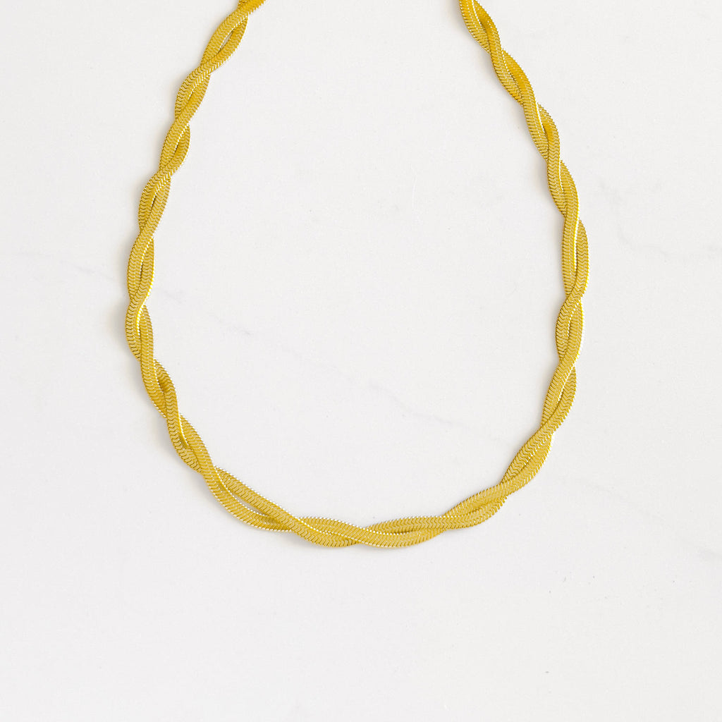 18k gold plated double layer twisted chain necklace.