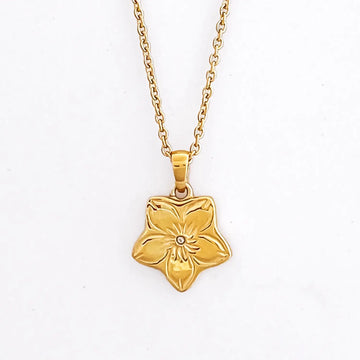 18k gold plated dainty hibiscus flower pendant necklace.