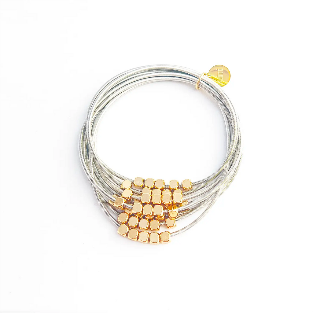 Stainless steel stacked 8-wire guitar string bracelet with colored loose beads (gold)