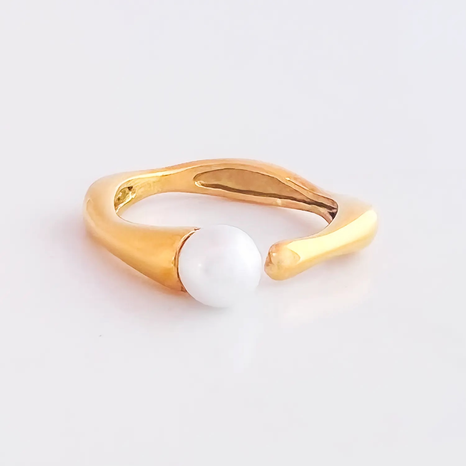 mermaid embrace pearl ring kaimi