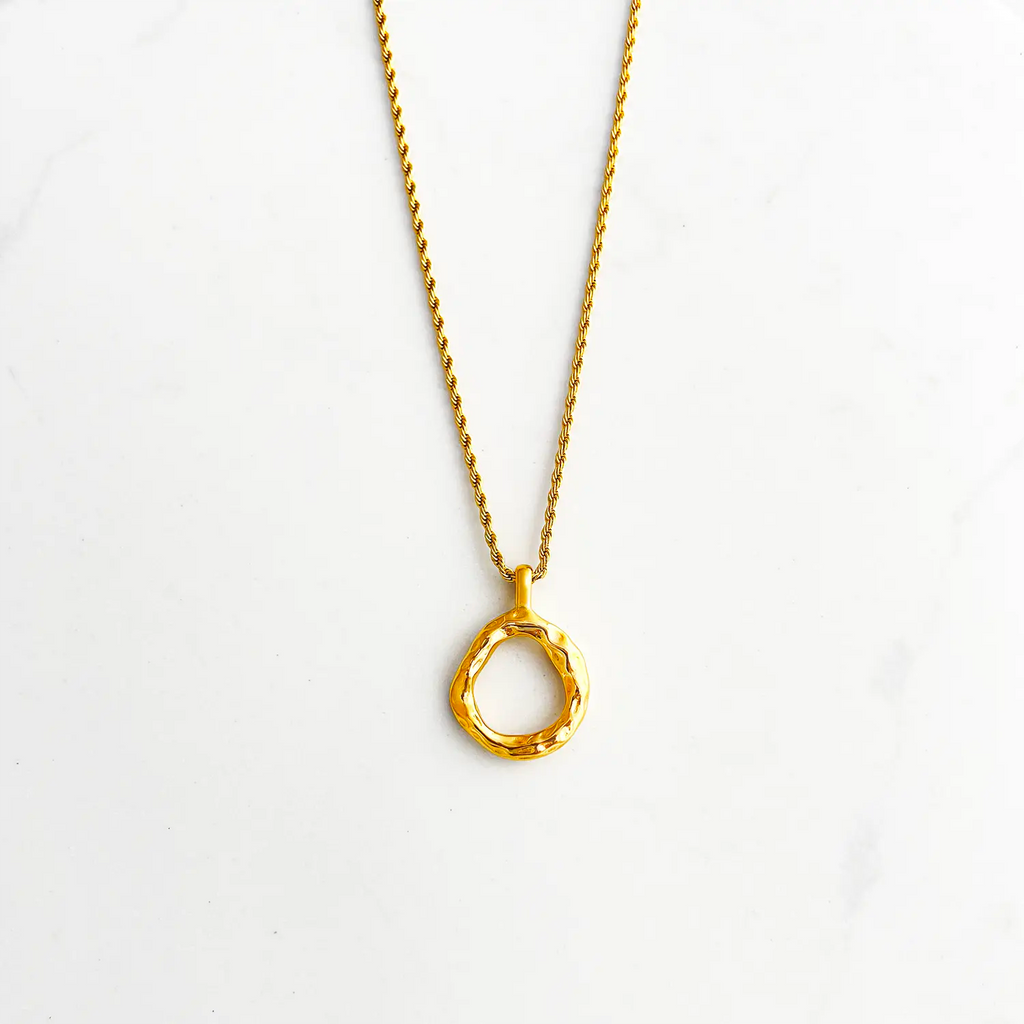18k gold plated pendant necklace, pendant is a slightly mishapen circle. (abstract "O" pendant)